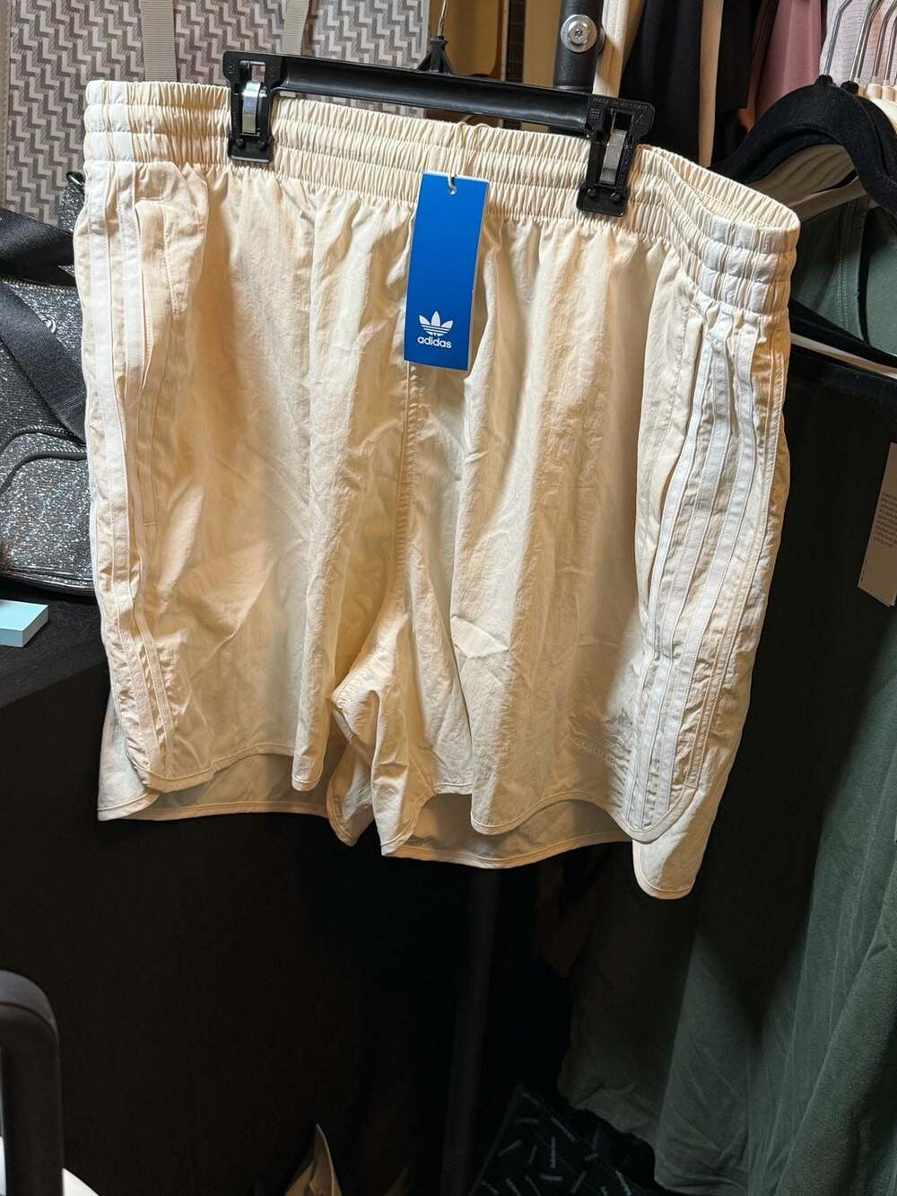 adidas Originals Adicolor Classics Sprinter Shorts in Wonder White